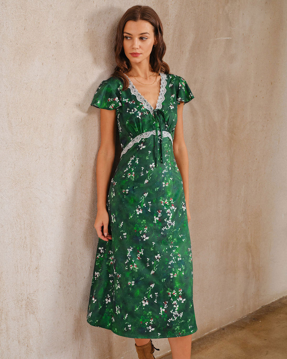 Green Floral V Neck Ruched Midi Dress | Rihoas