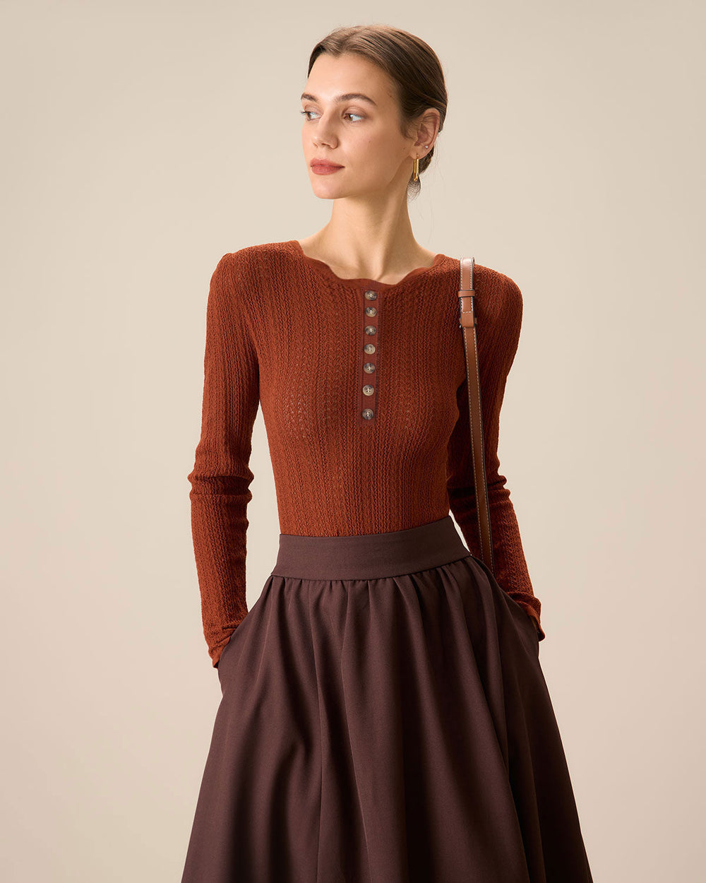 Women's Brown Round Neck Slim Sweater | Rihoas