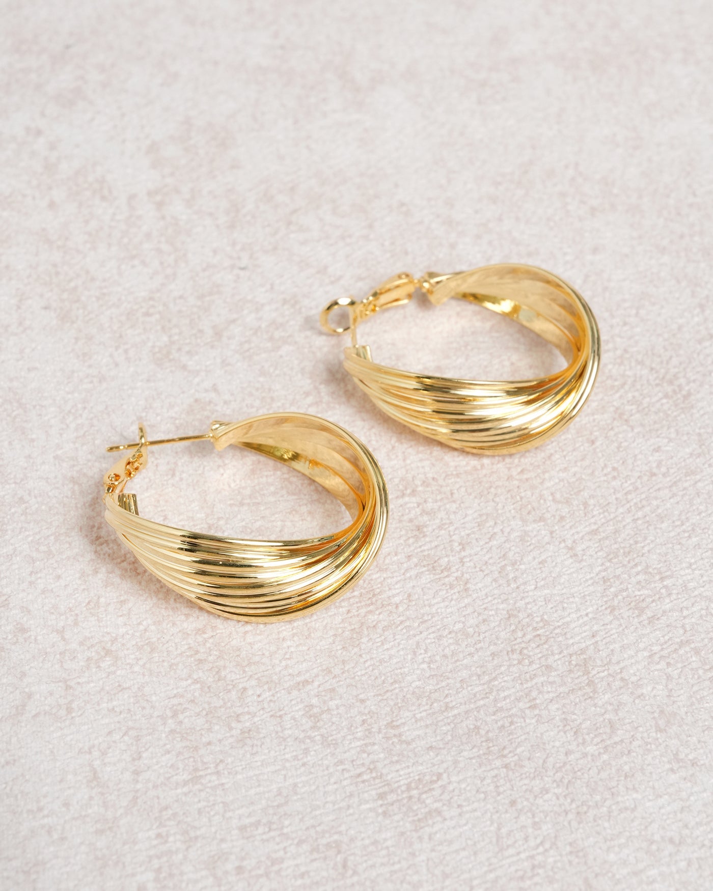 Gold Earrings | Rihoas