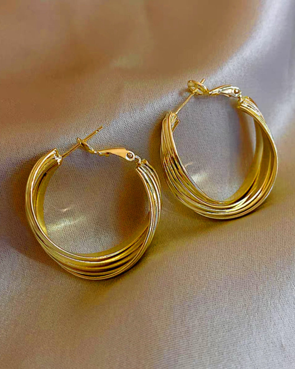 Gold Earrings | Rihoas