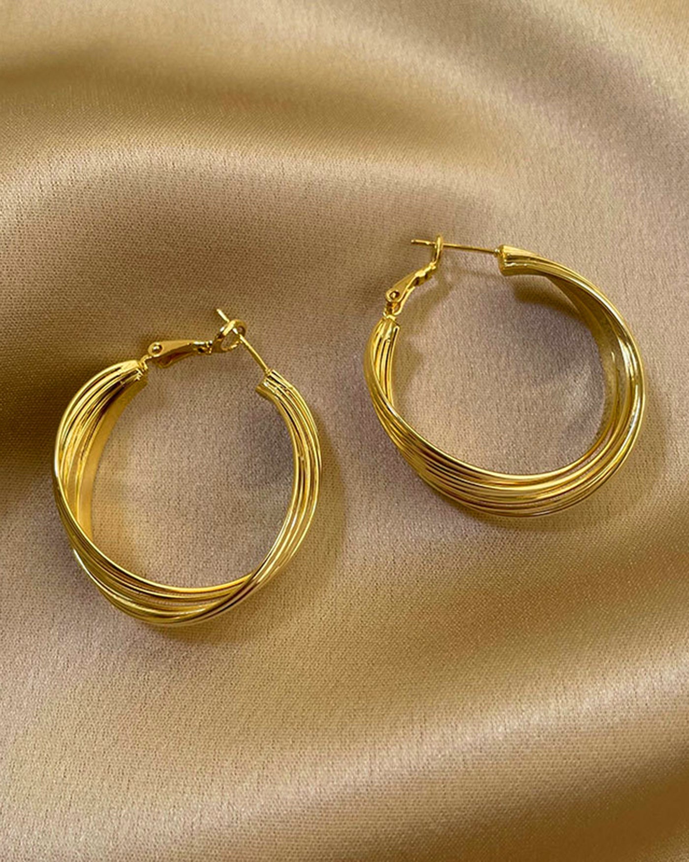 Gold Earrings | Rihoas