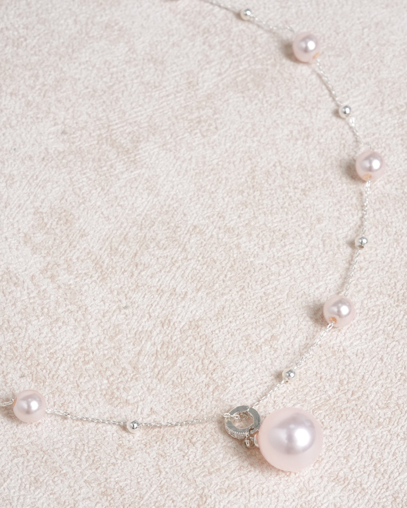 Pink Necklace | Rihoas