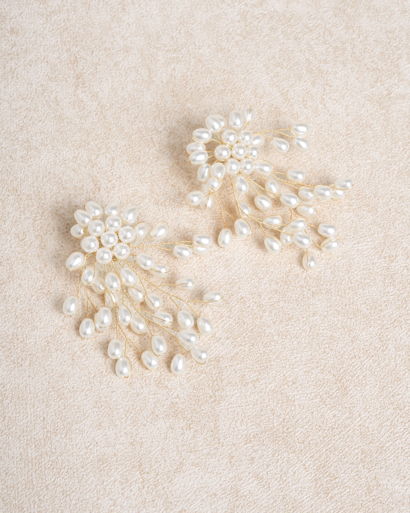 White Metal Earrings | Rihoas