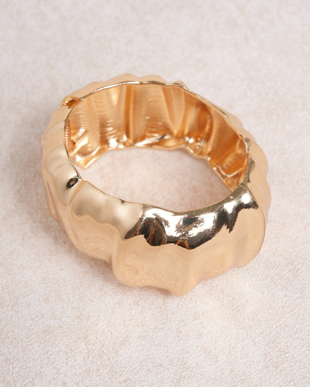Gold Wide Bracelet | Rihoas