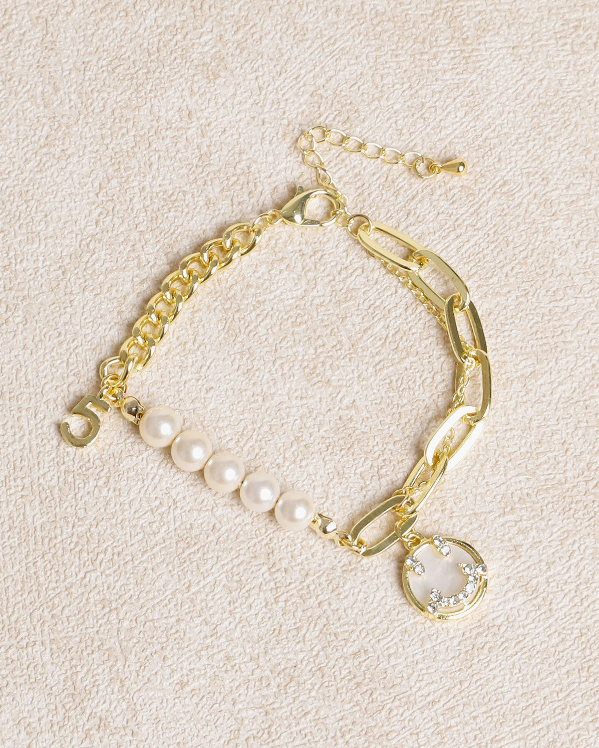 Gold Alloy Pearl Bracelet | Rihoas
