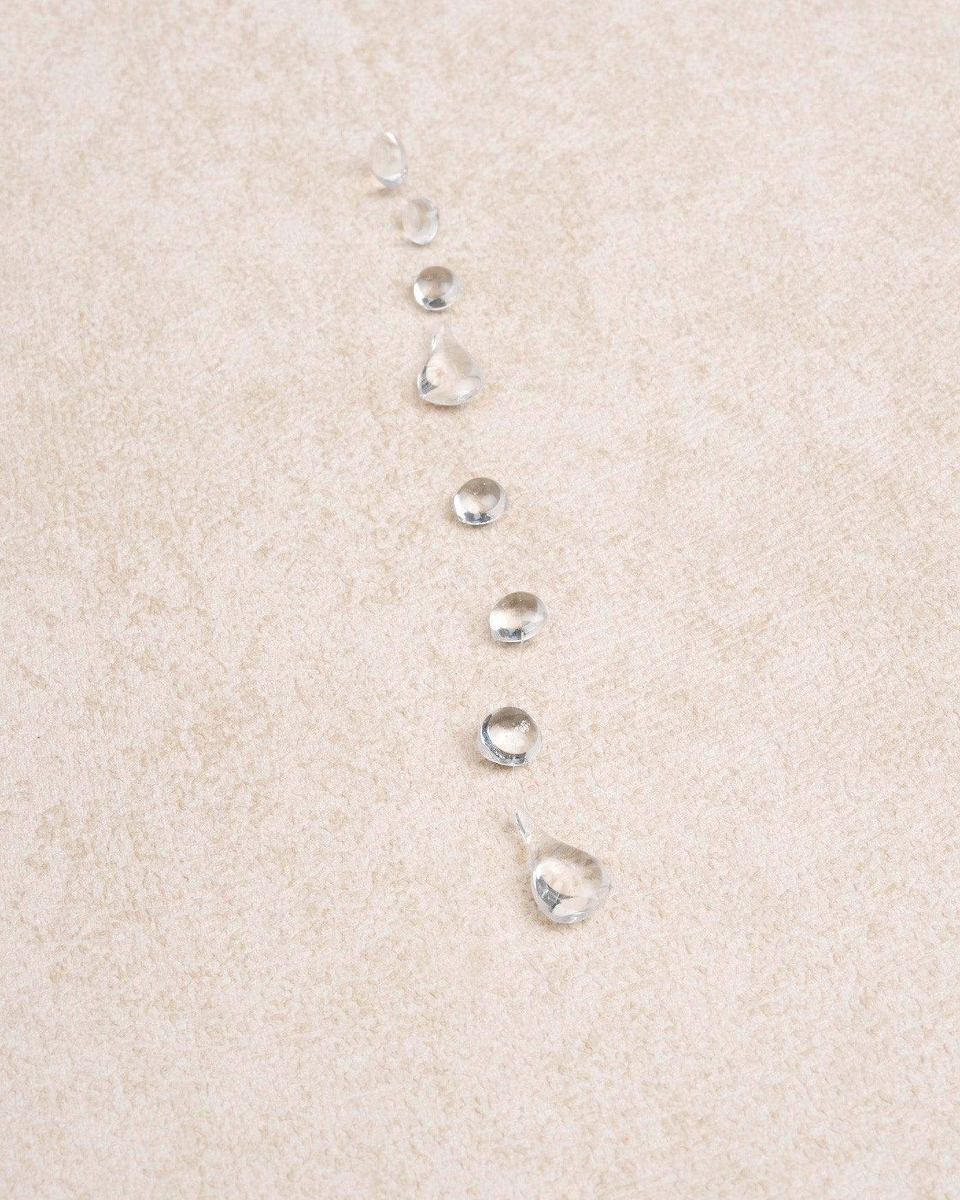 White Clear Crystal Dewdrop Necklace | Rihoas