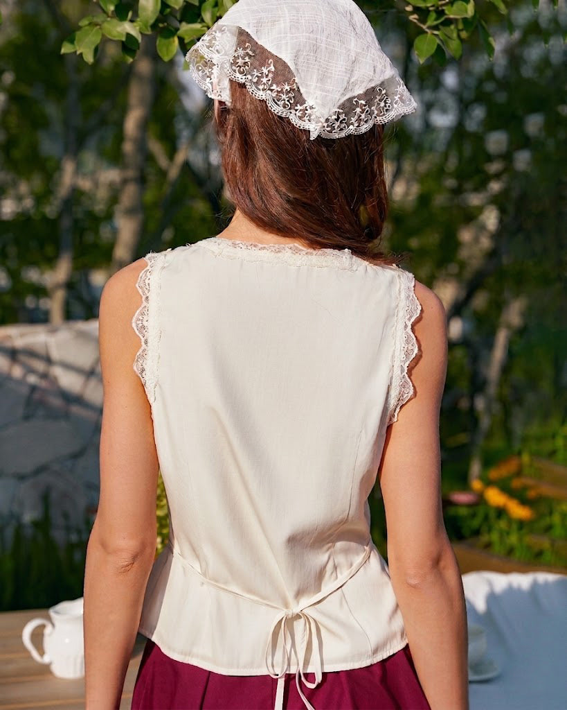Apricot V Neck Lace Vest | Rihoas