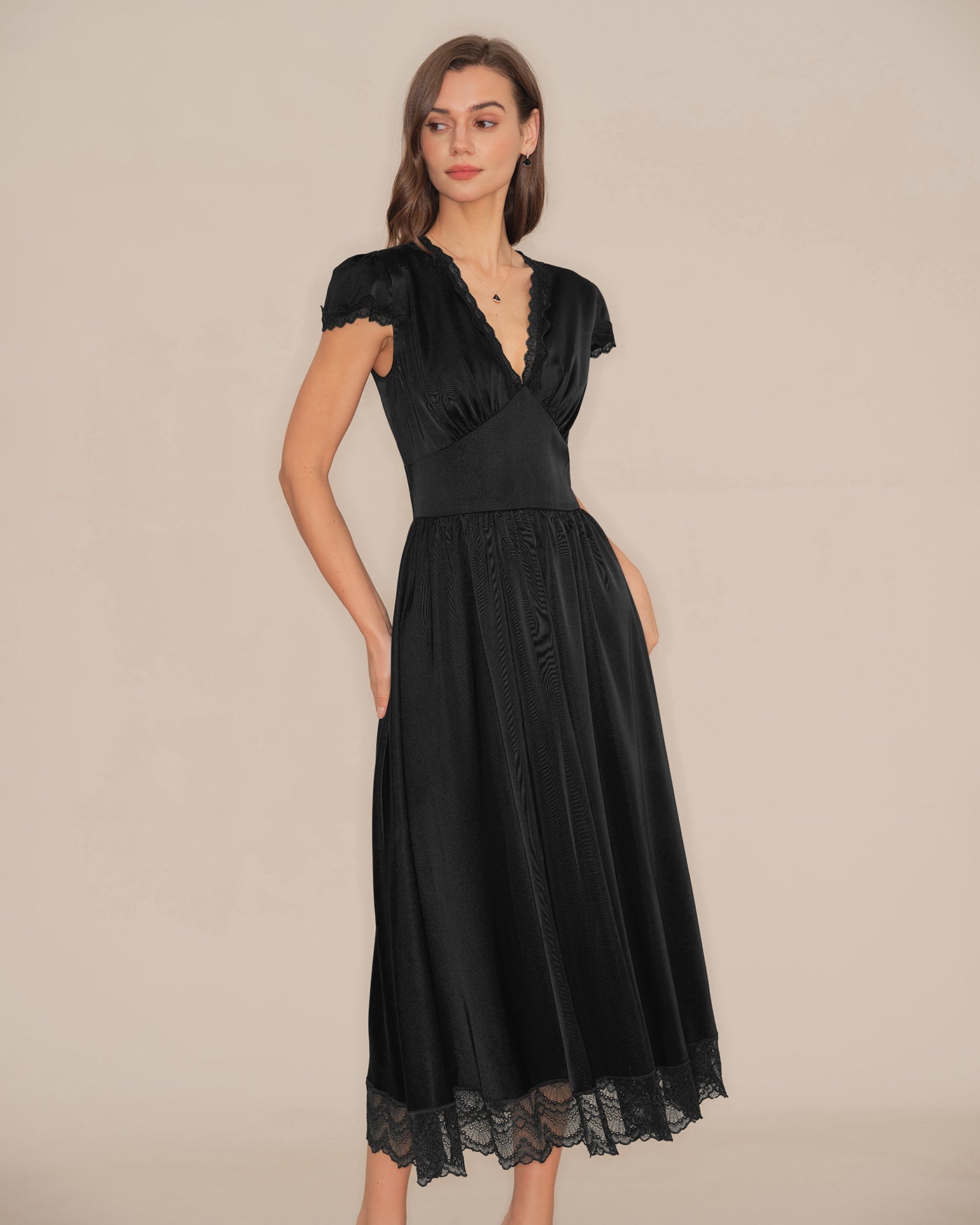 Black V Neck Lace Puffed Sleeve Maxi Dress | Rihoas