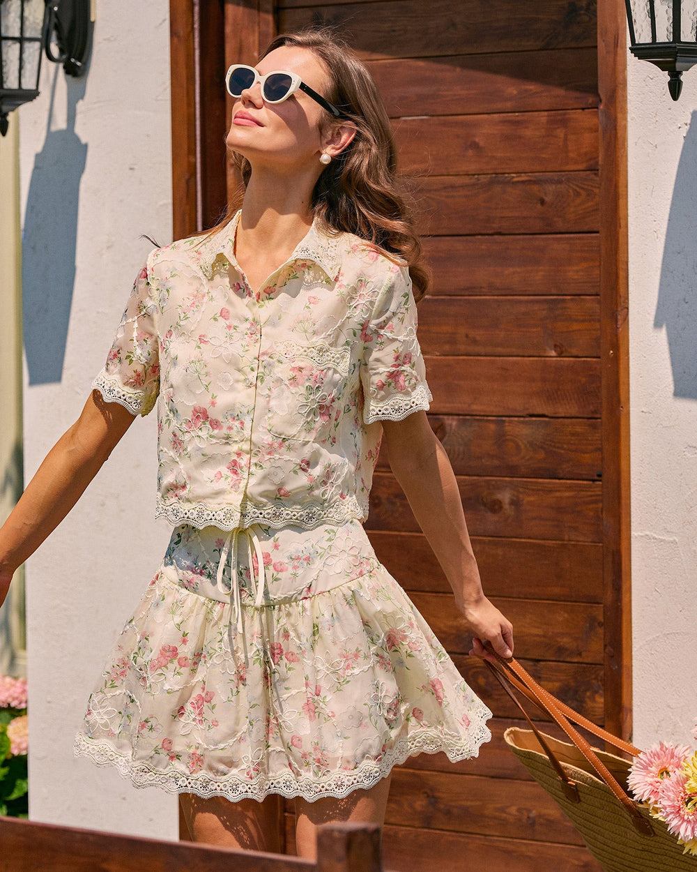 Floral Collar Lace Pockets Blouse | Rihoas