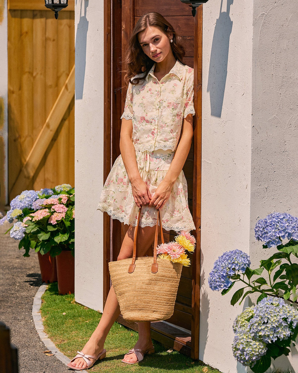Floral Collar Lace Pockets Blouse | Rihoas