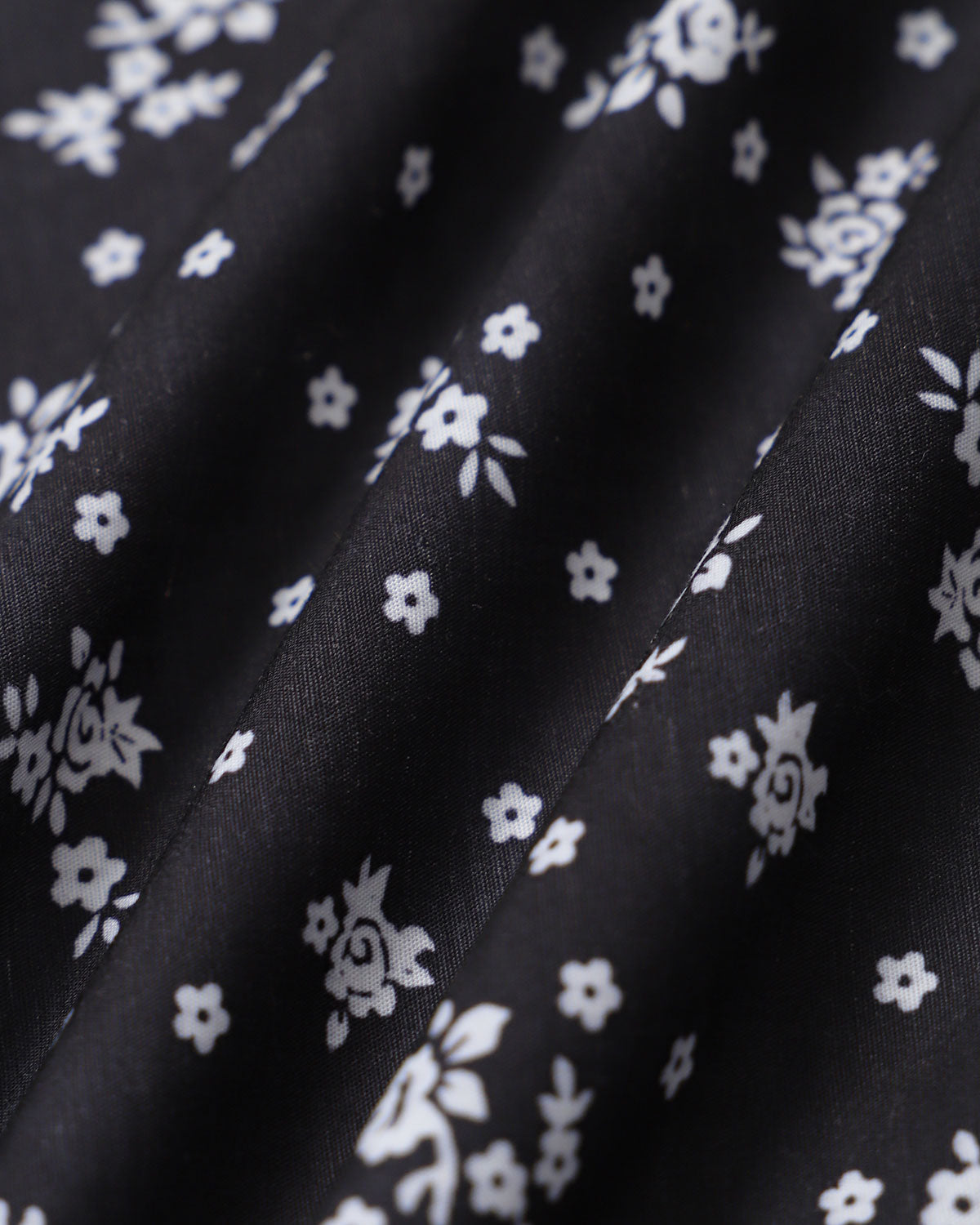 Black Floral Scoop Neck Blouse | Rihoas