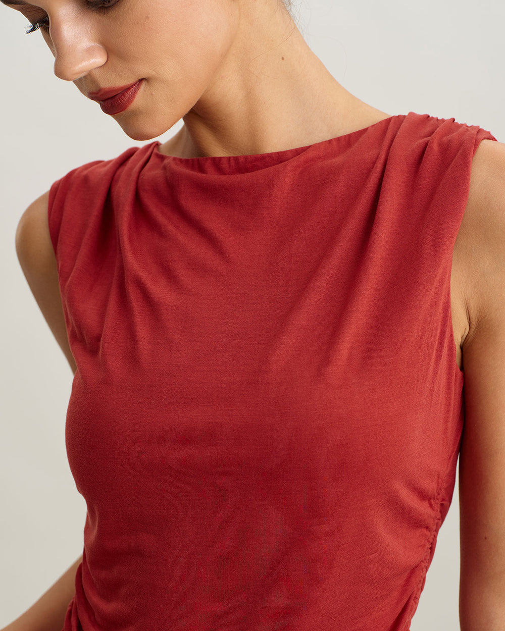 Red Round Neck Cropped Tank Top | Rihoas