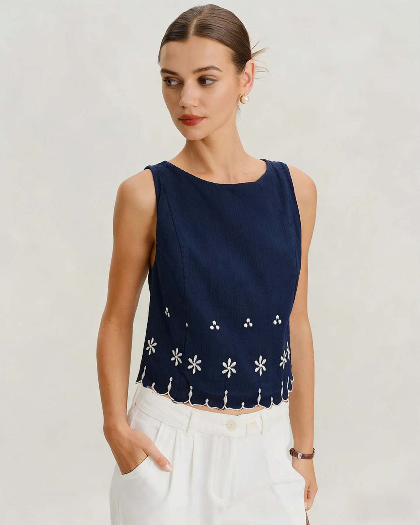 Blue Embroidery Contrasting Tank Top | Rihoas
