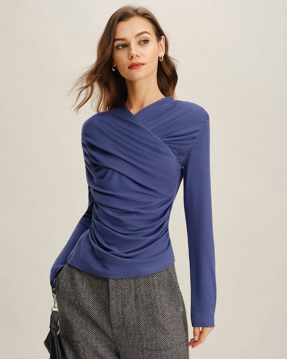 Blue Ruched Slim Knit Tee | Rihoas