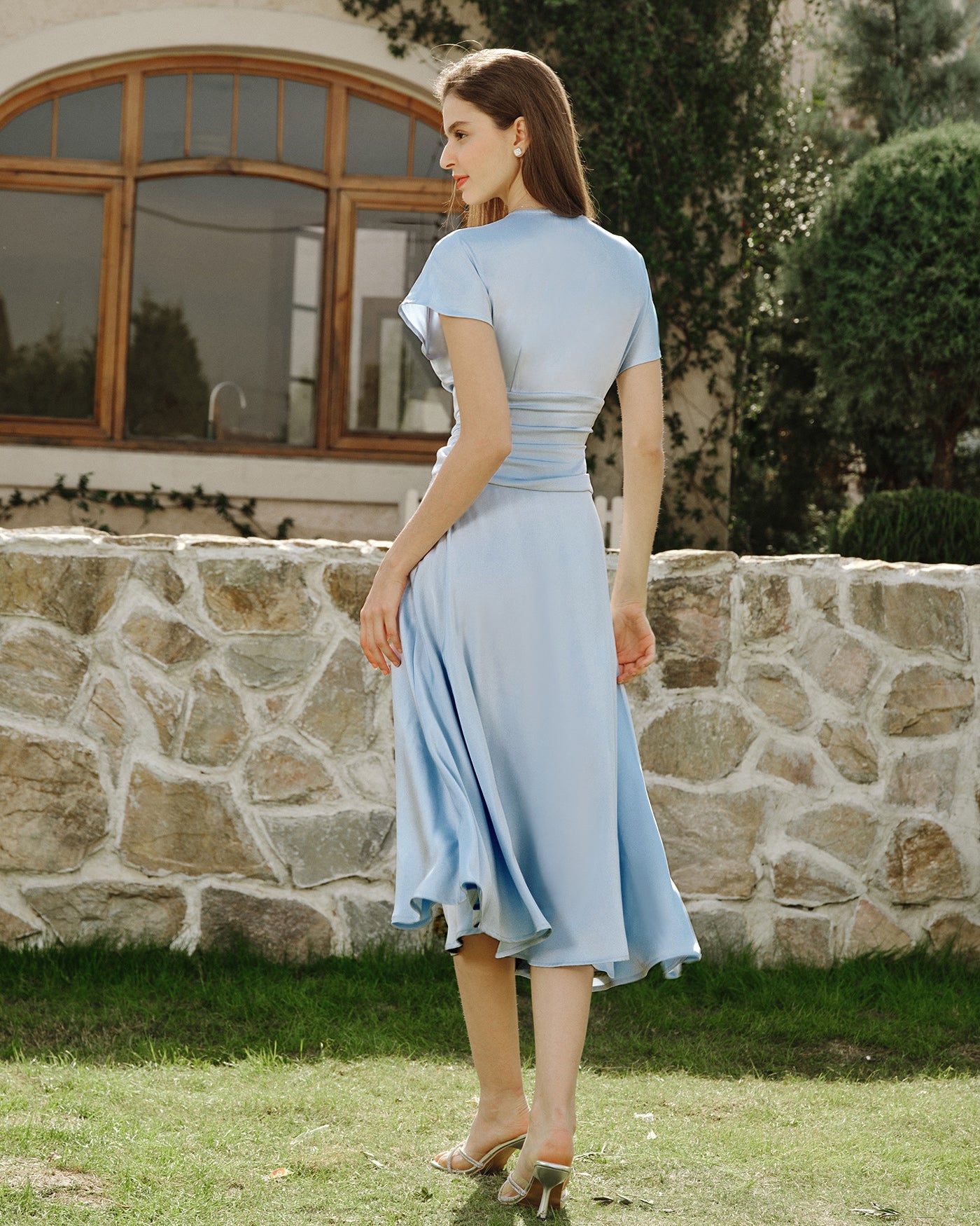 Blue Drop Shoulder Pleated Midi Dress | Rihoas