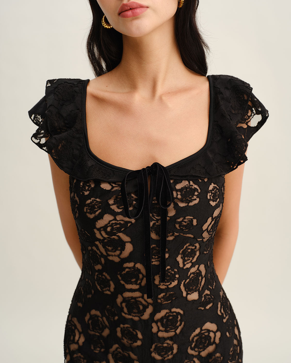 Black Textured Ruffle Mermaid Midi Dress | Rihoas