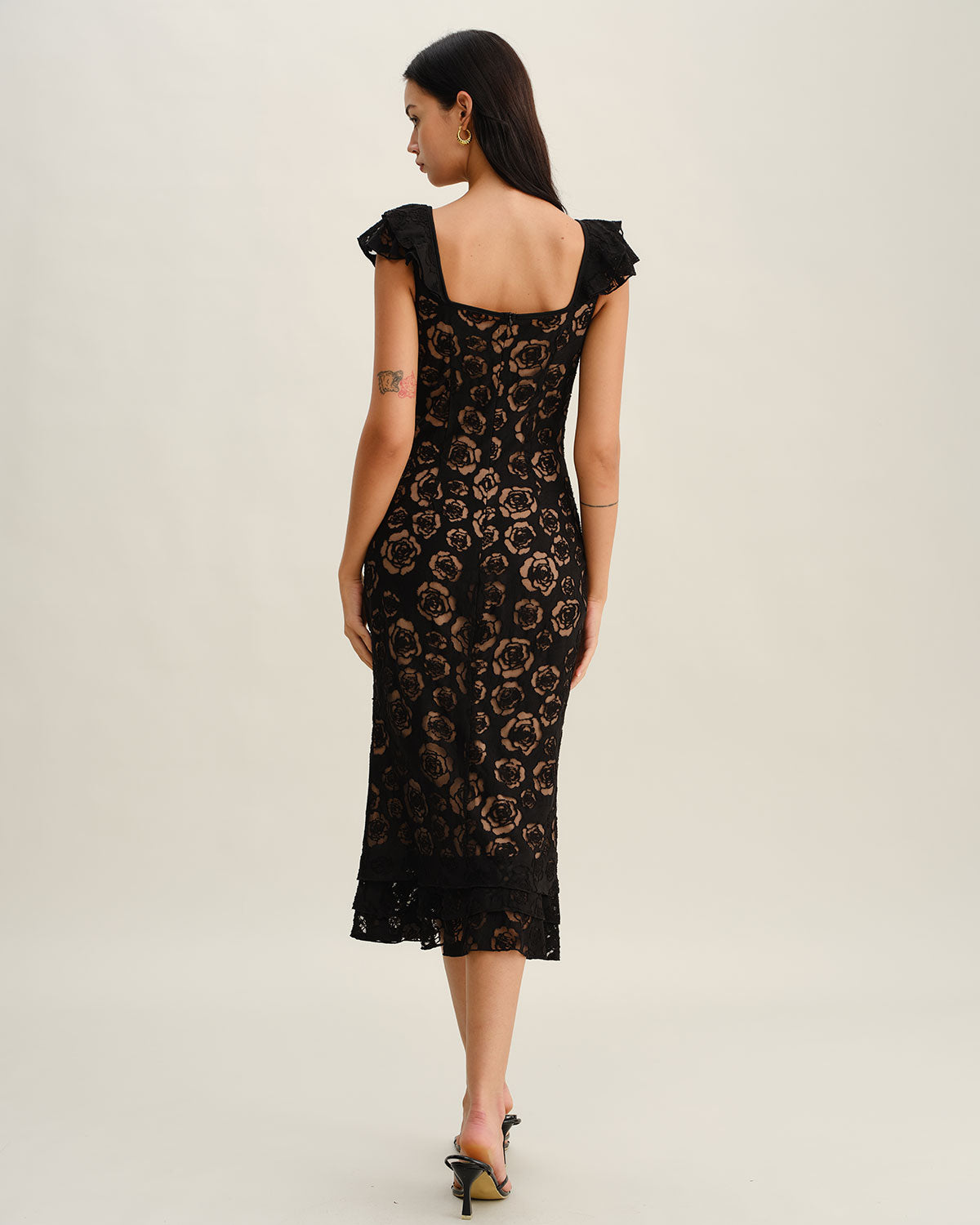 Black Textured Ruffle Mermaid Midi Dress | Rihoas