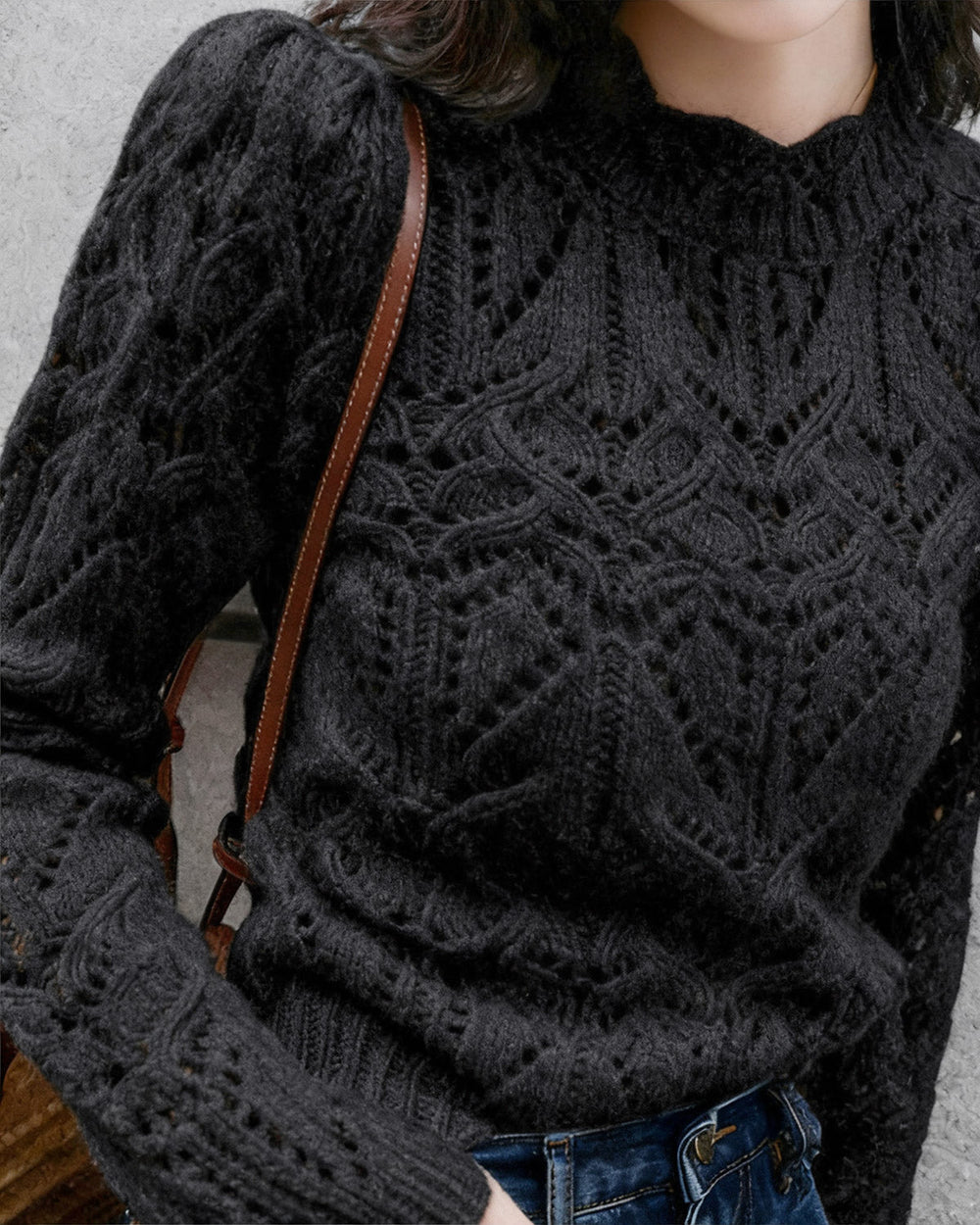 Black Round Neck Cut Out Sweater | Rihoas
