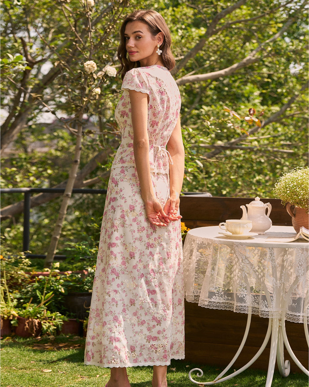 Pink Floral Embroidery Midi Skirt | Rihoas