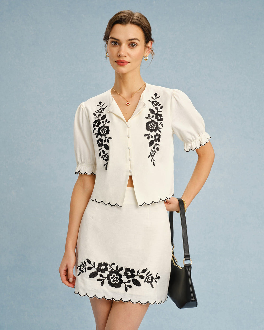 Beige Embroidery Contrasting Mini Skirt | Rihoas