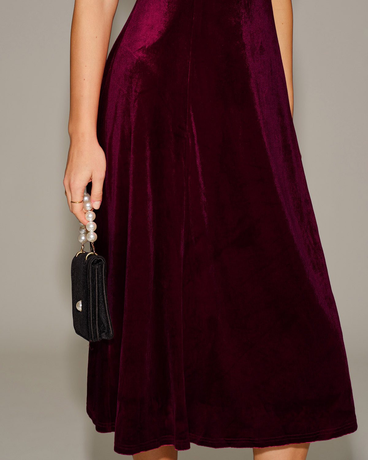 Red Velour Sweetheart Neck Midi Dress | Rihoas