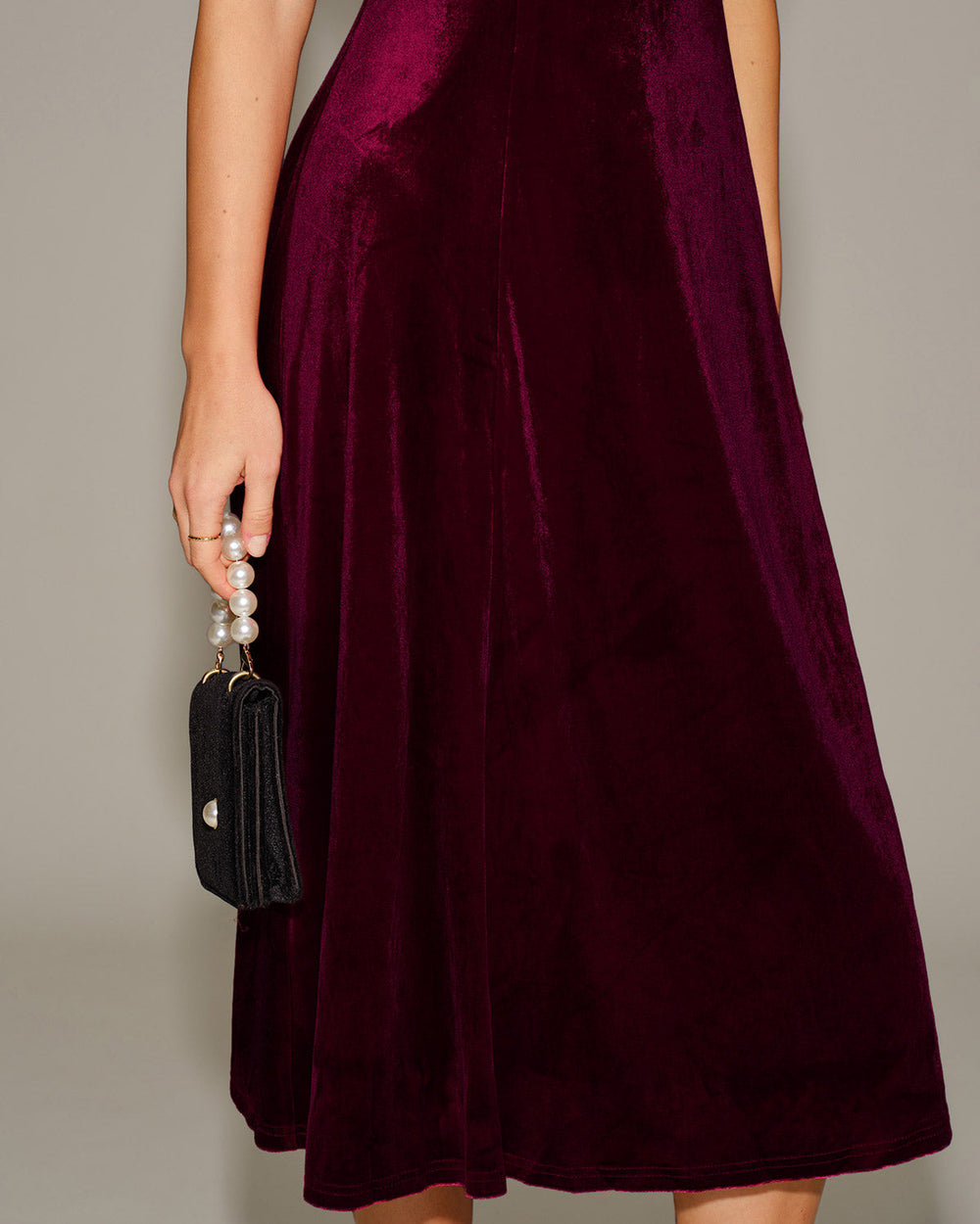 Red Velour Sweetheart Neck Midi Dress | Rihoas