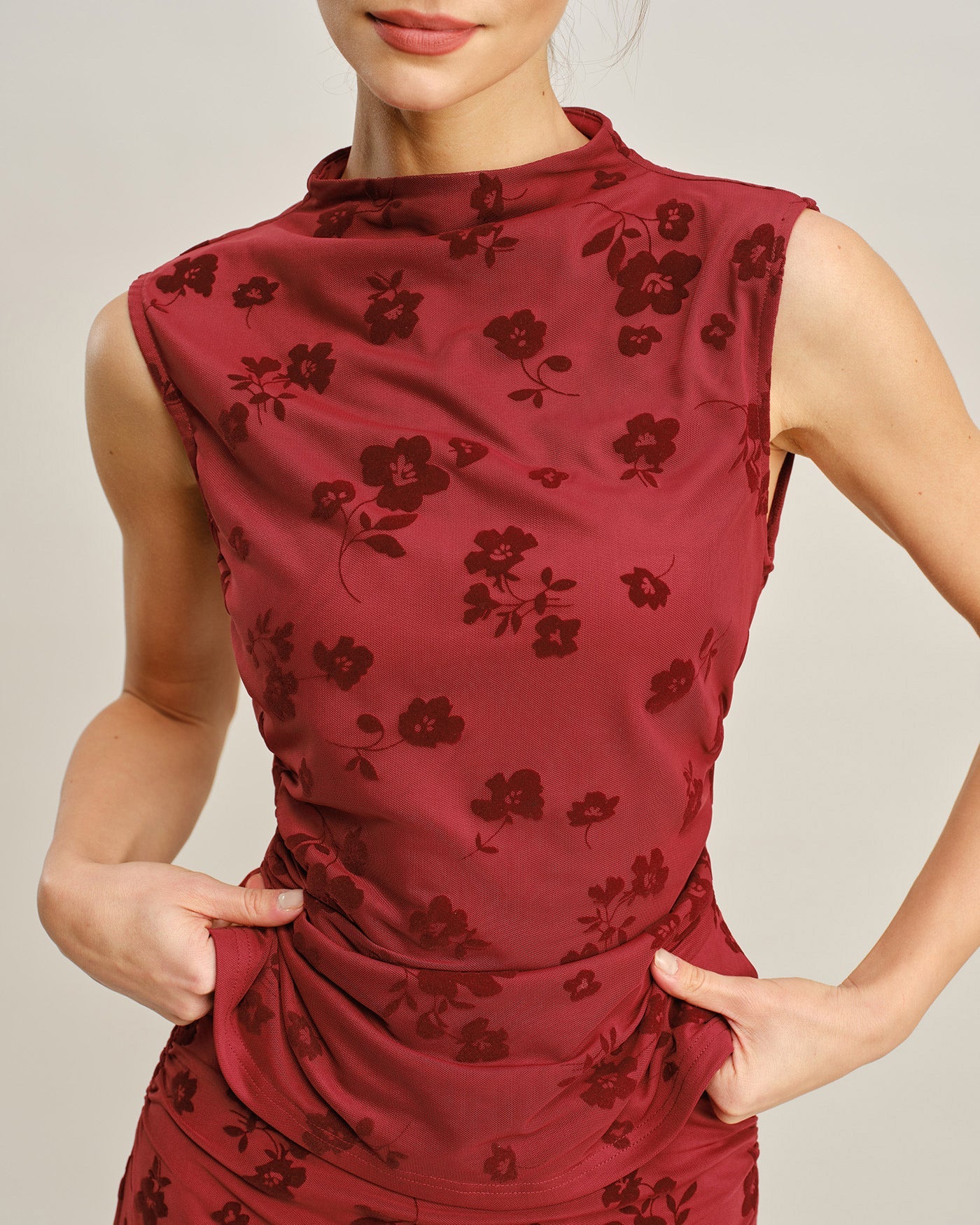 Red Mock Neck Floral Tank Top | Rihoas