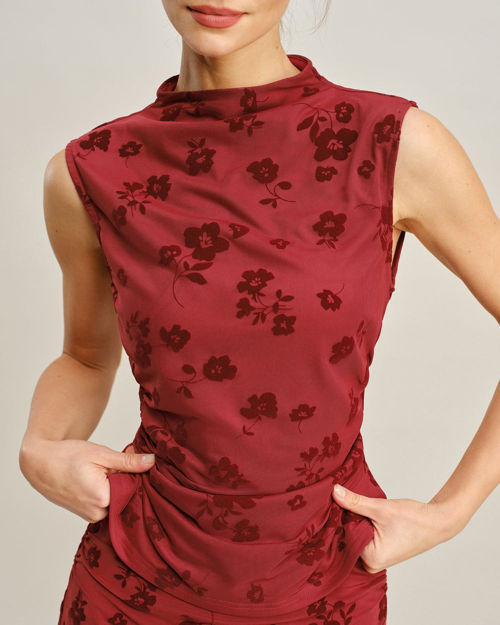 Red Mock Neck Floral Tank Top | Rihoas