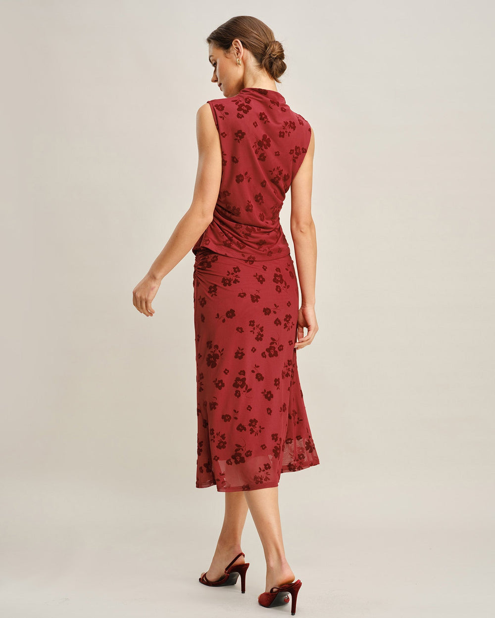 Red Mock Neck Floral Tank Top | Rihoas