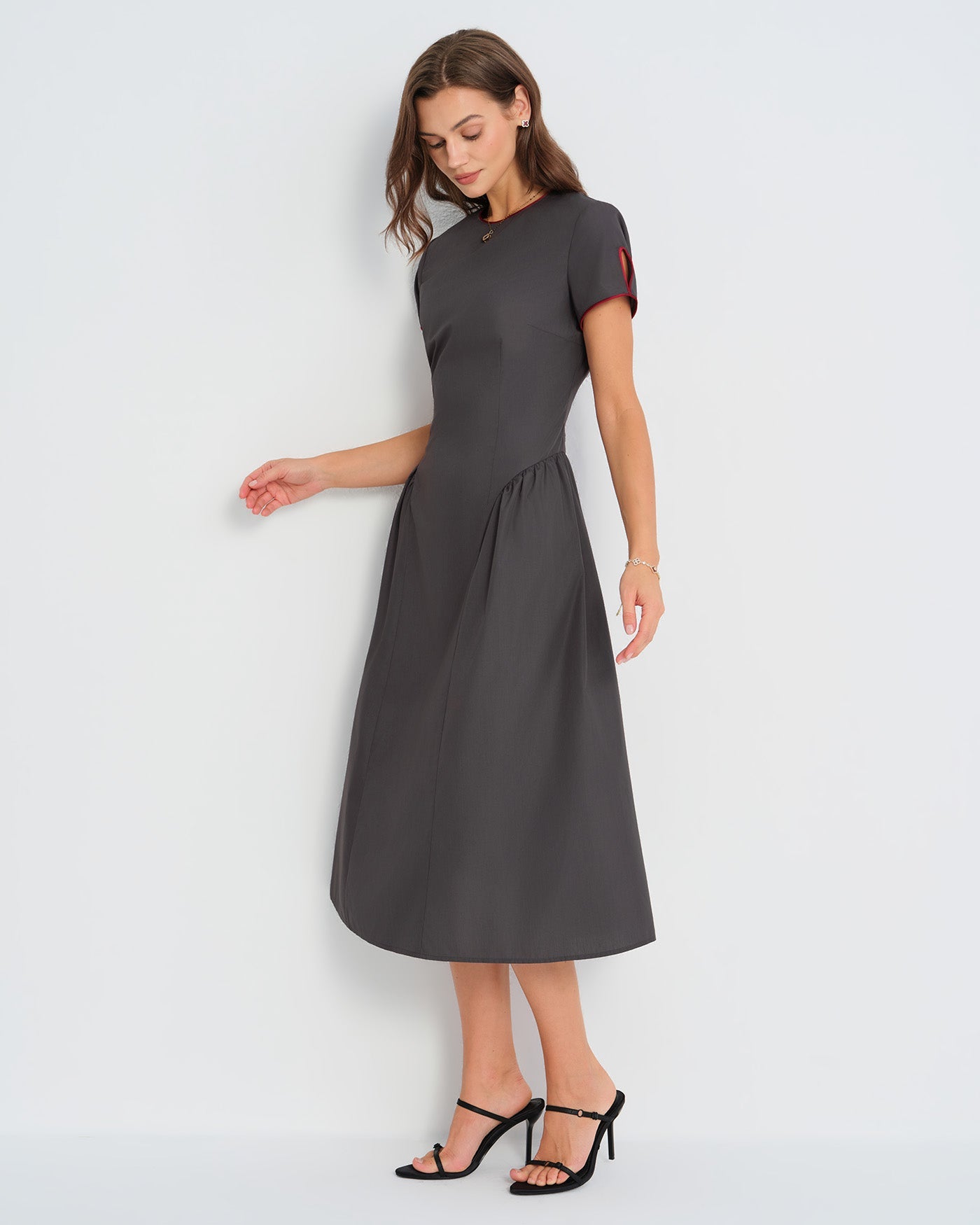 Round Neck Midi Dress | Rihoas