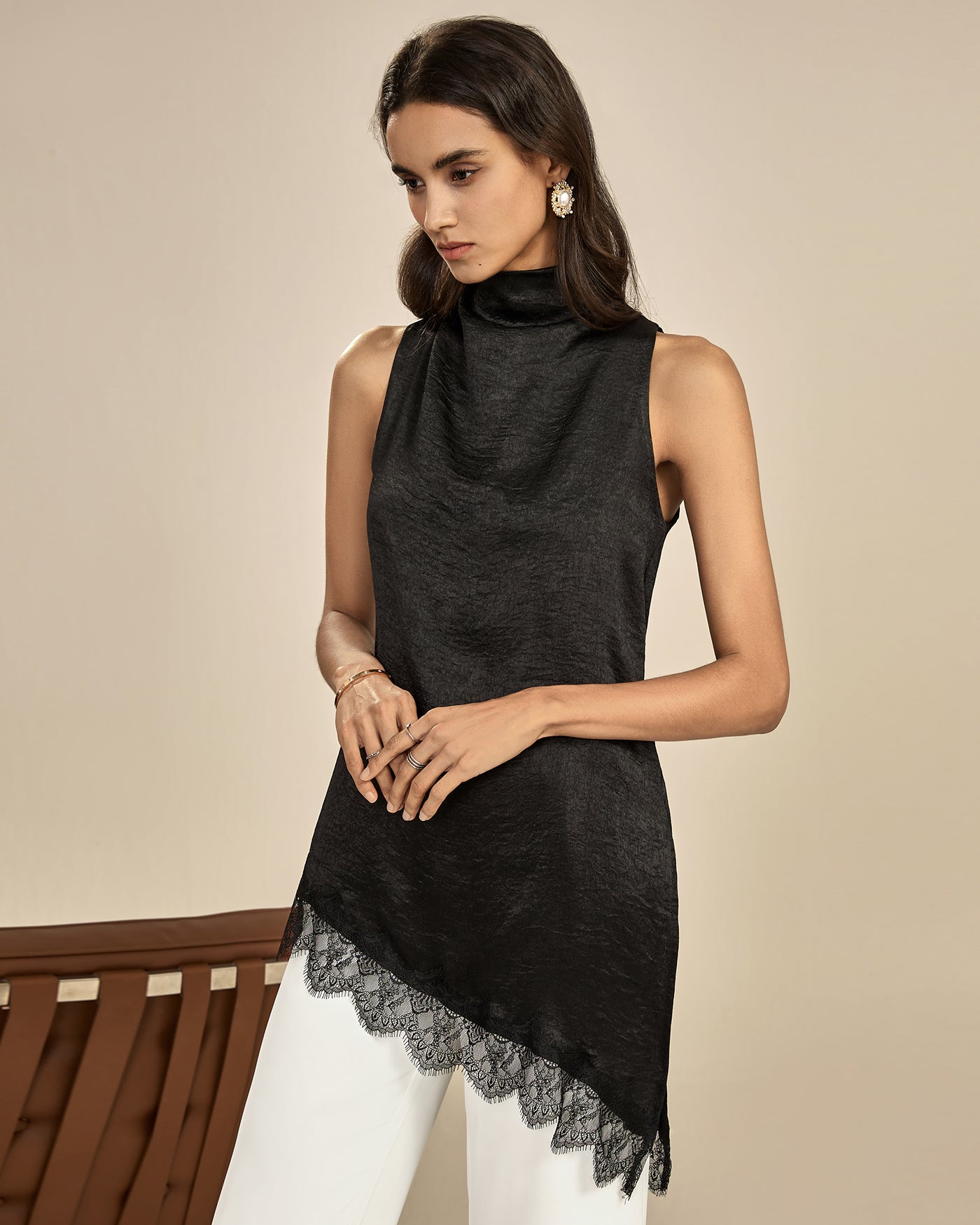 Black Lace Turtle Tank Top | Rihoas