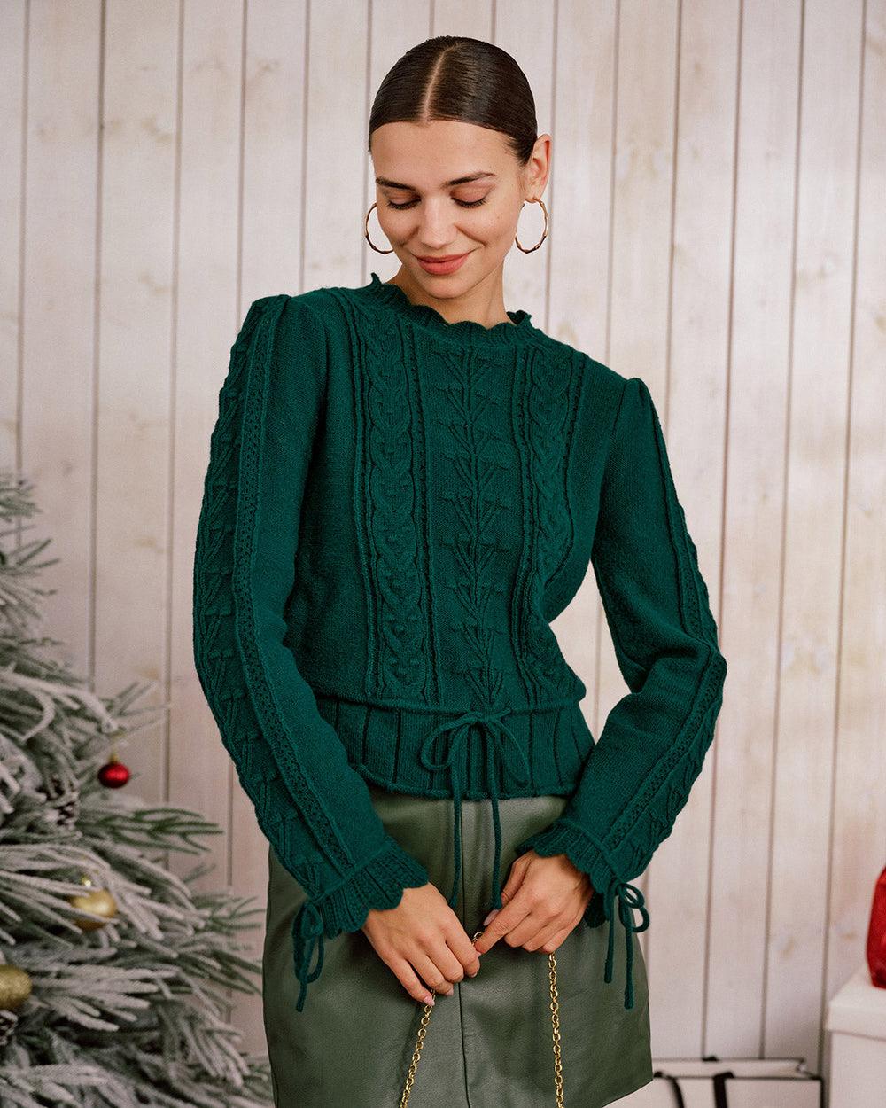 Green Scalloped Lantern Sleeve Sweater | Rihoas