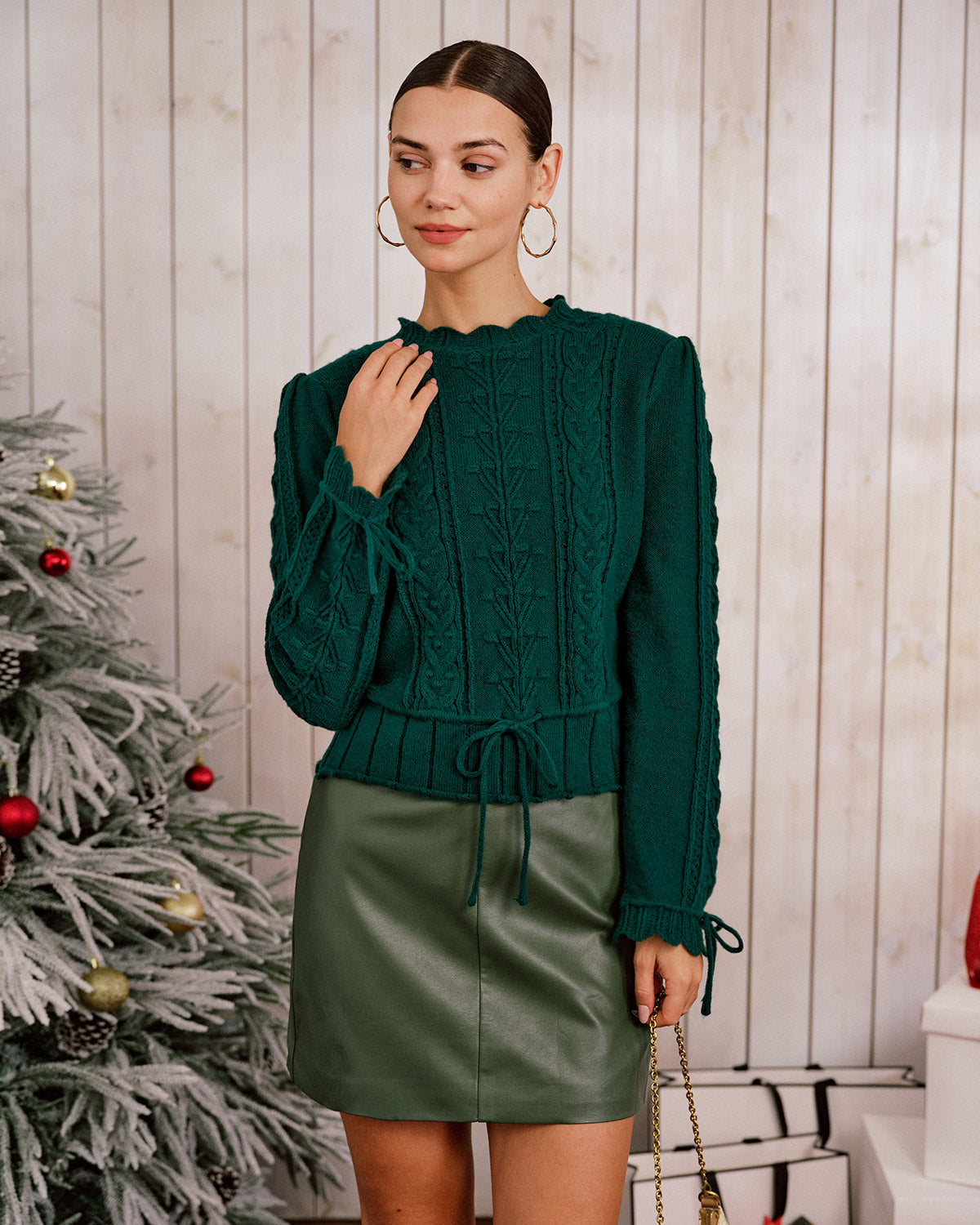 Green Scalloped Lantern Sleeve Sweater | Rihoas