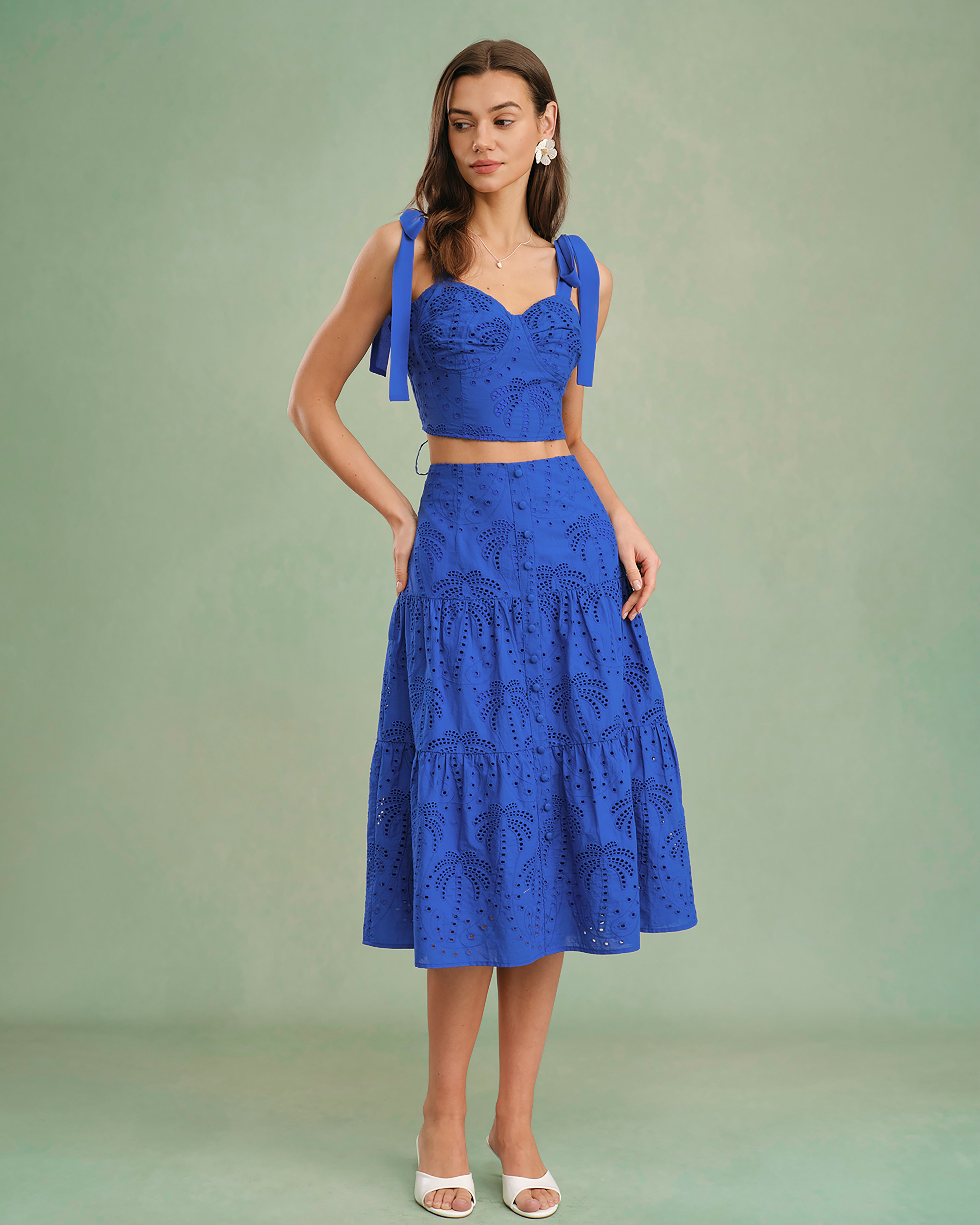 Blue Sweetheart Neck Embroidery Cami Top | Rihoas