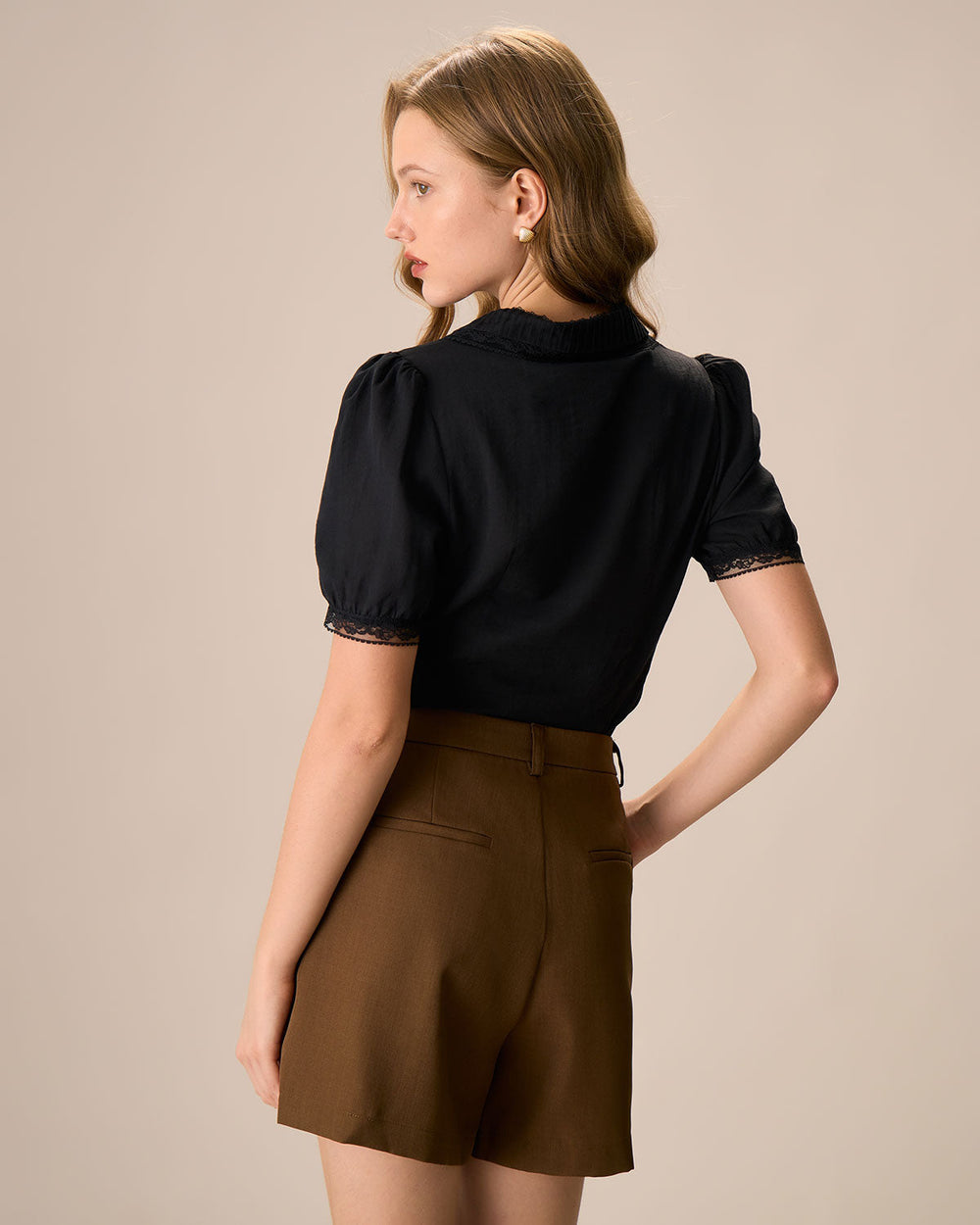 Women's Black Chelsea Collar Lace Trim Cotton Blouse | Rihoas