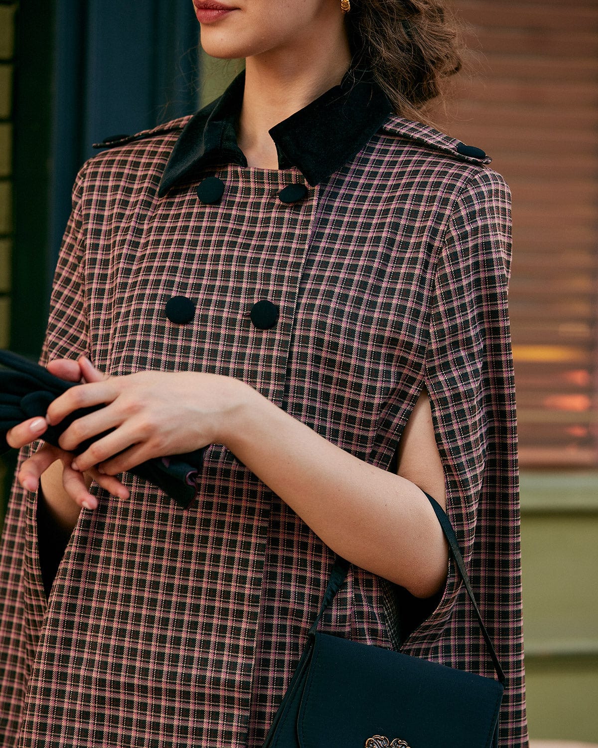 The Double-breasted Plaid Cape Coat | Rihoas