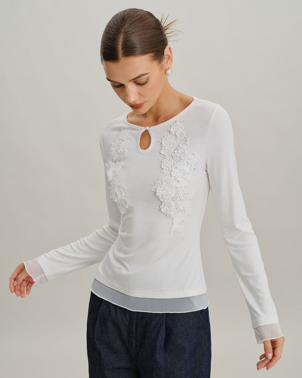 White Round Neck Knit Slim Tee | Rihoas