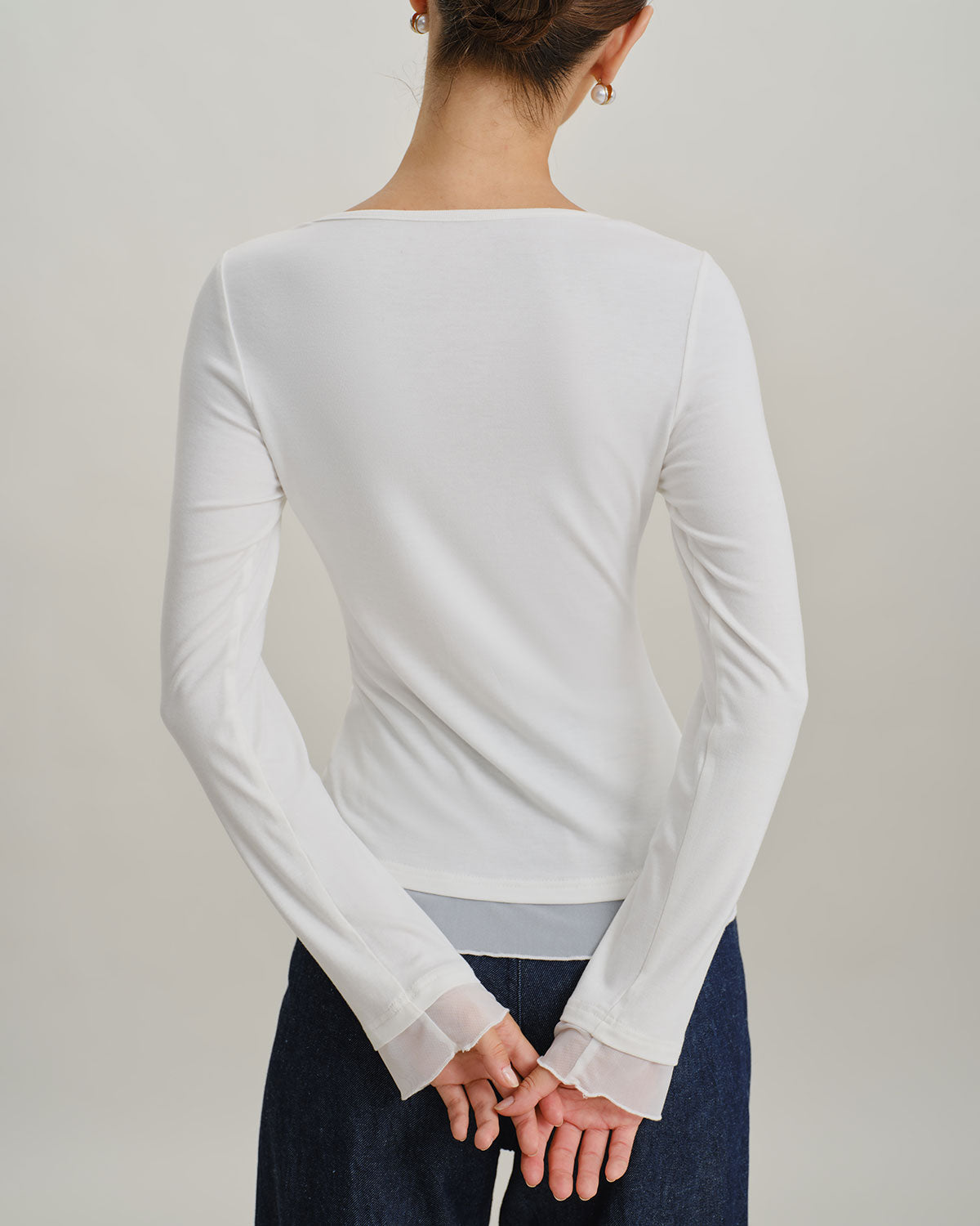 White Round Neck Knit Slim Tee | Rihoas