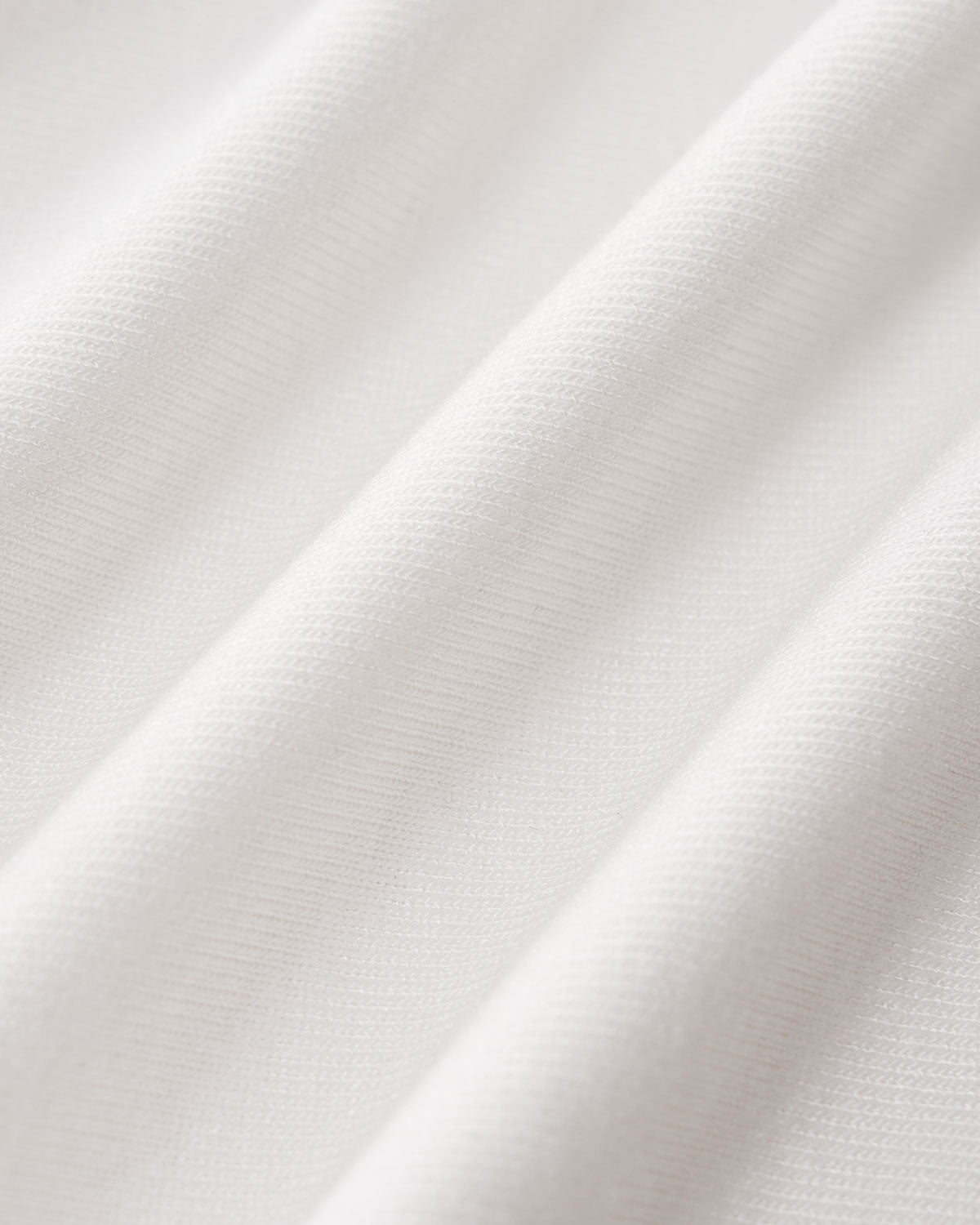 White Round Neck Knit Slim Tee | Rihoas