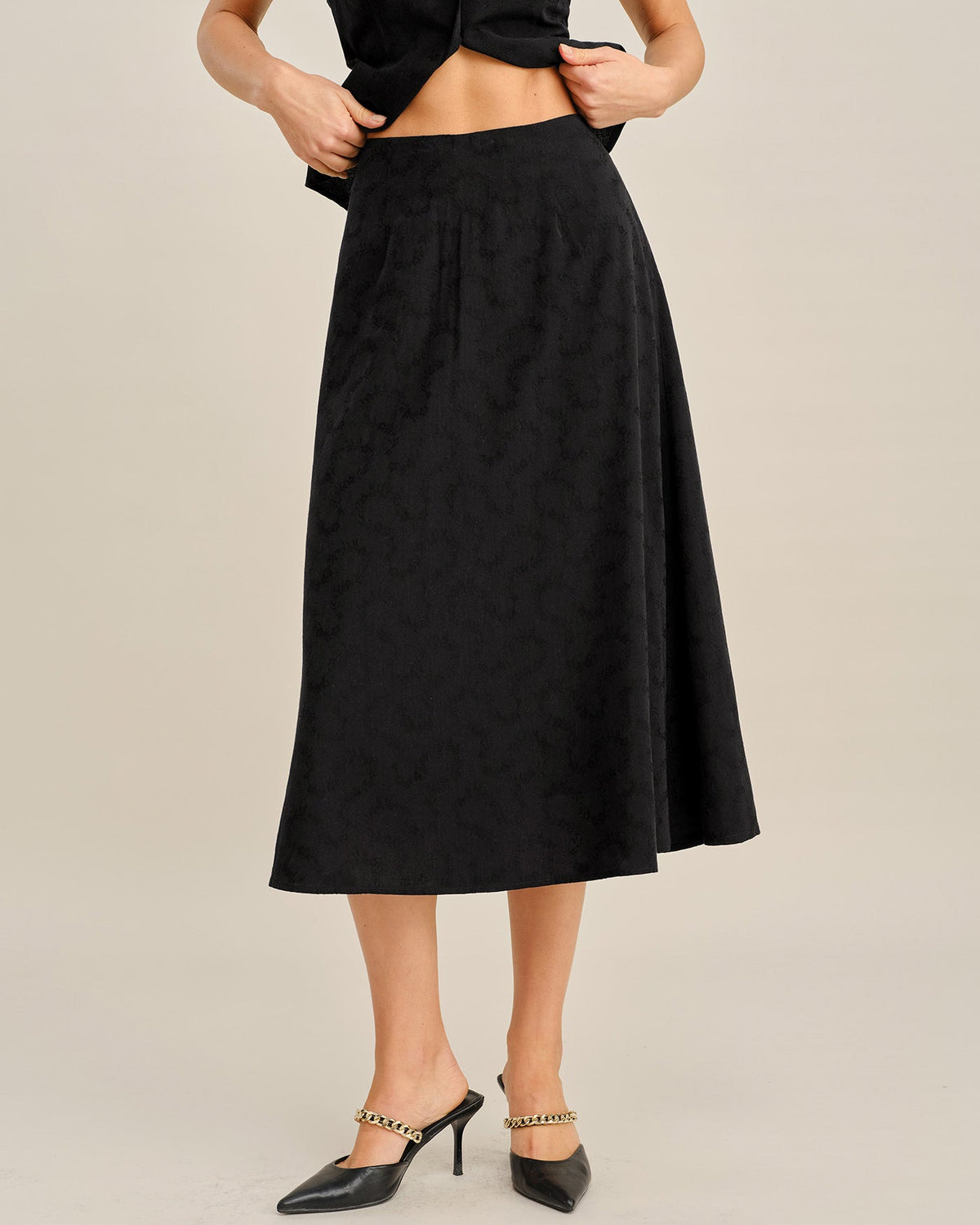 Black Embroidery Midi Skirt | Rihoas