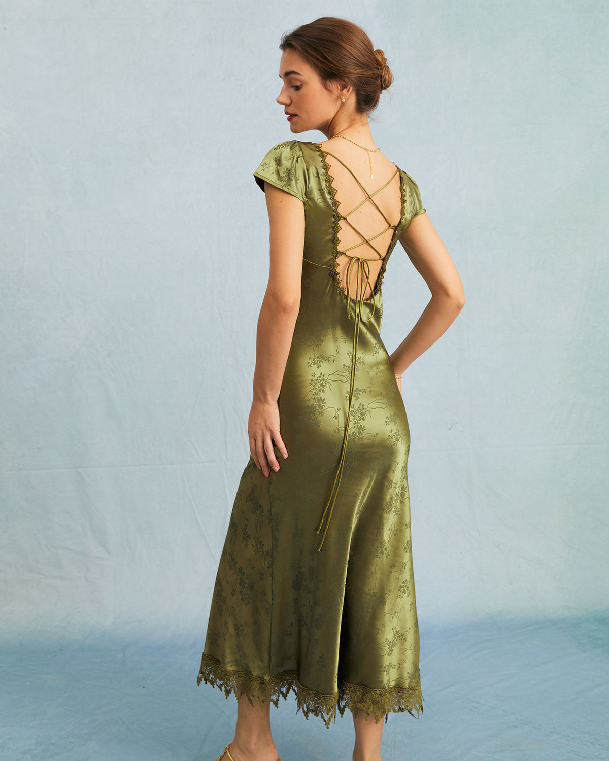 The Green Jacquard Cap Sleeve Satin Midi Dress | Rihoas