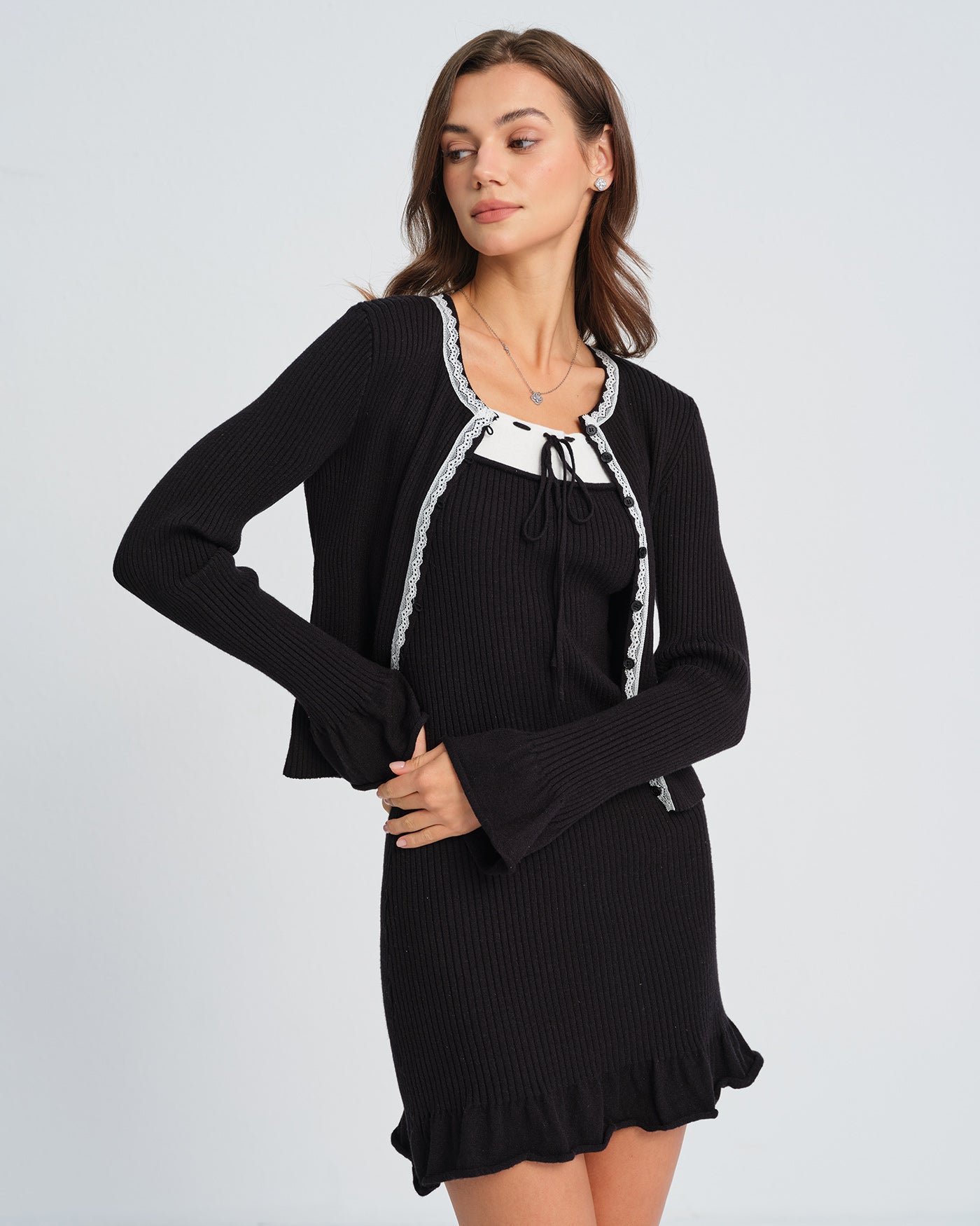 Black Contrasting Bell Sleeve Knit Cardigan | Rihoas