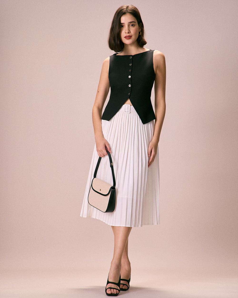 The Black Boat Neck Button Tank Top | Rihoas
